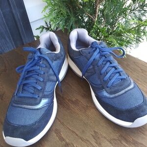 LANDS' END WOMEN'S SHOES